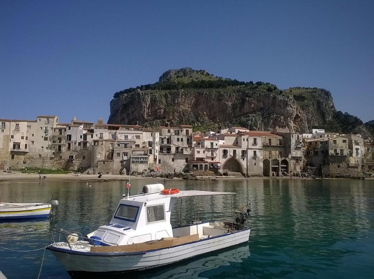 Ferienwohnung Sognando Il Mare Cefalù Exterior foto